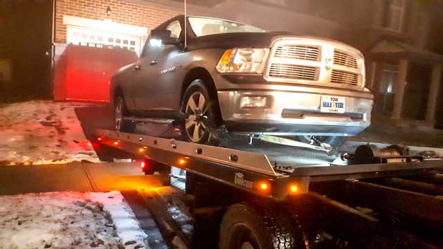 Luxury Vehicle Safe Towing by Tow Master in north York